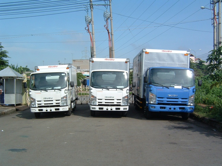 Dịch vụ cho thuê xe tải chở hàng tại tphcm