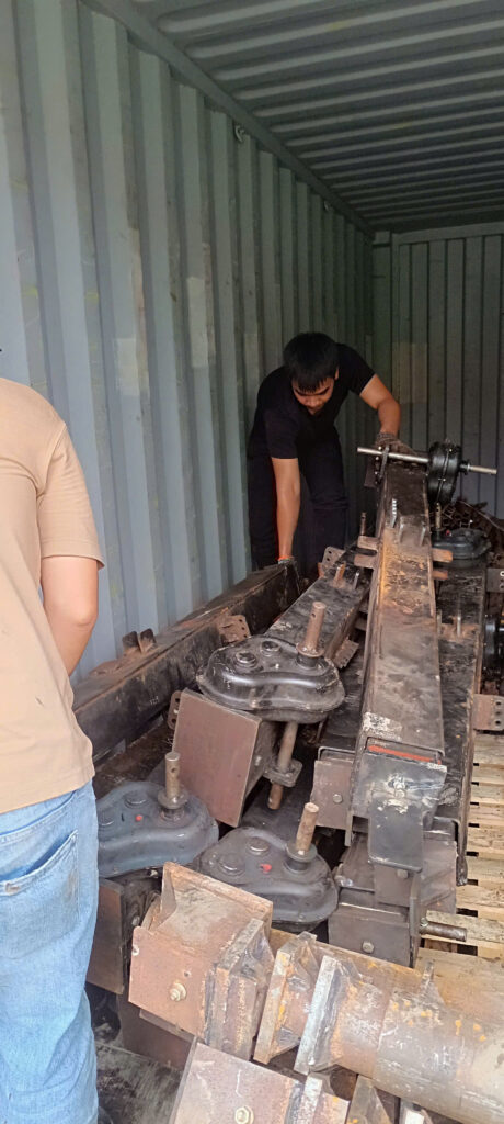 bốc xếp Bến Lức Long An