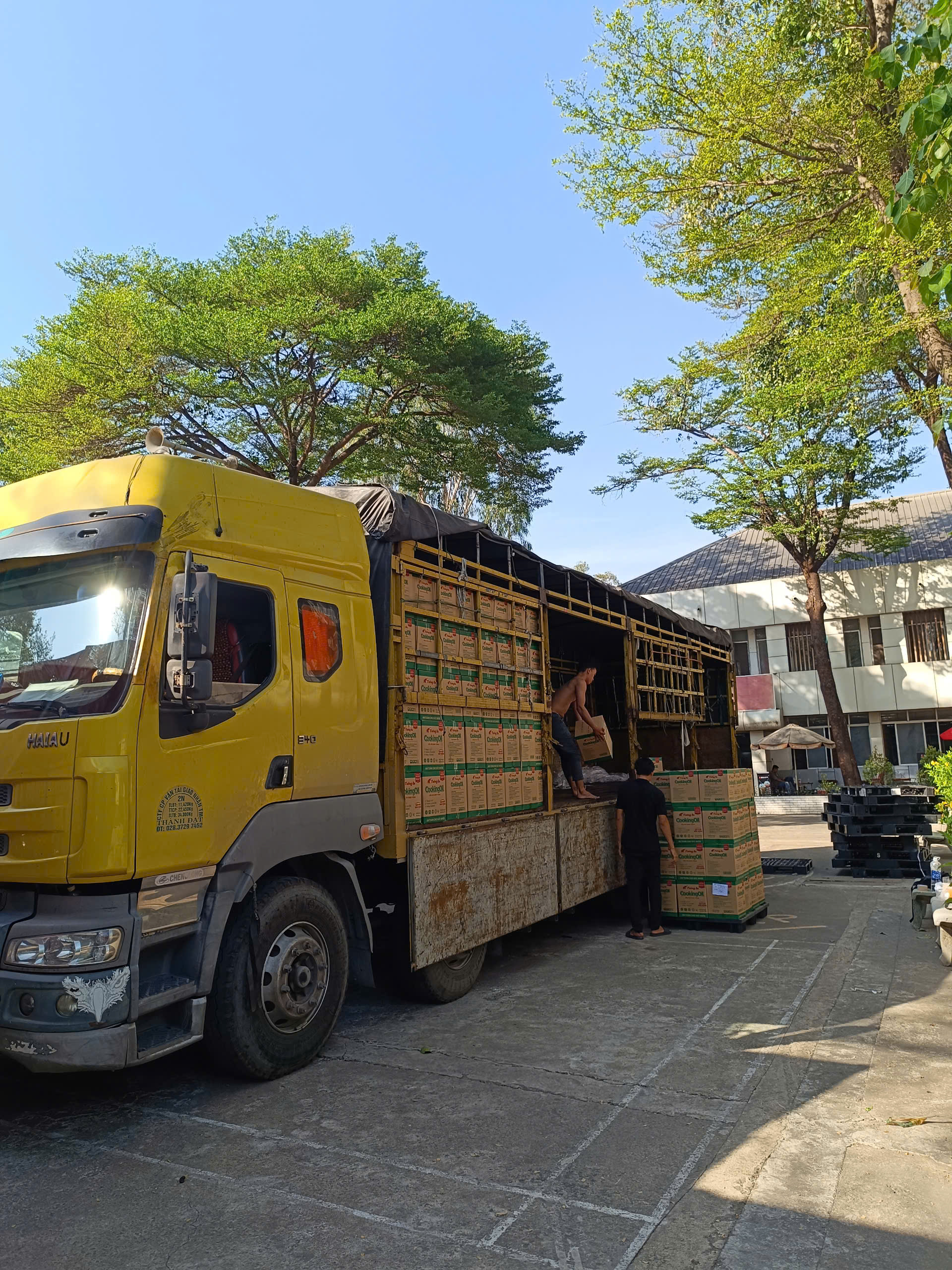 bốc xếp Đức Huệ Long An
