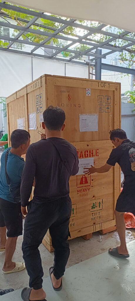 bốc xếp Kiến Tường Long An