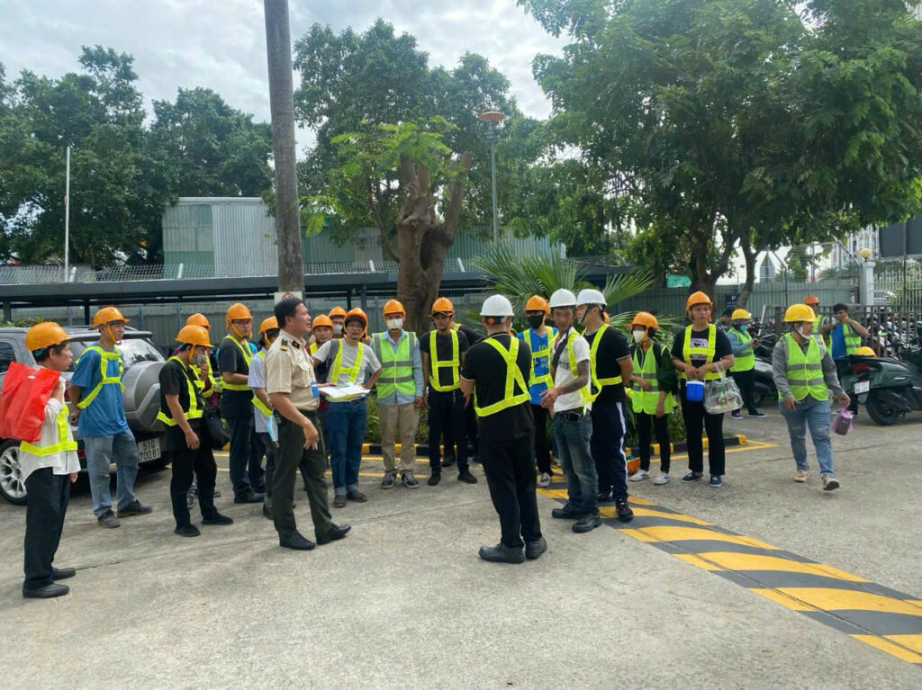 Cung ứng lao động